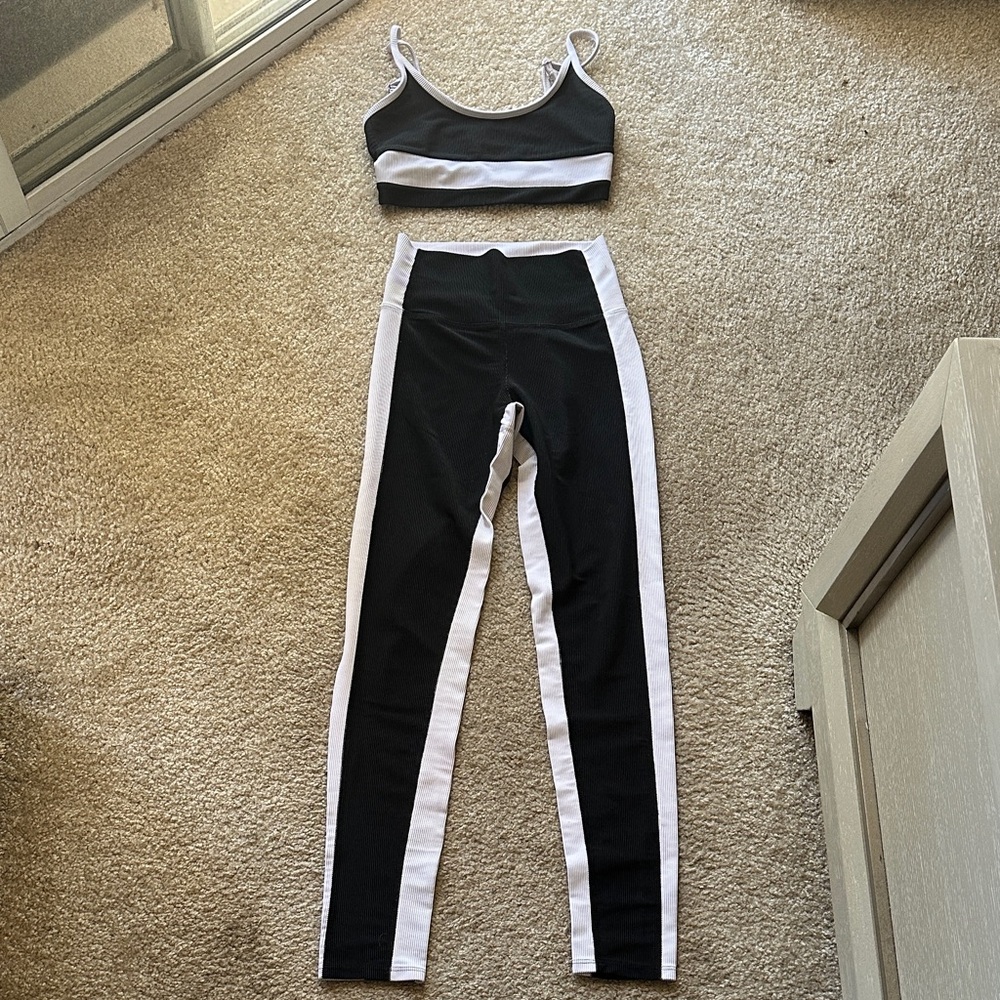 Black and White Beach Riot set, sizes Medium and Small